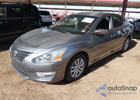 2015 Nissan Altima 2.5 S z USA, uszkodzony, nr VIN 1N4AL3AP3FN320598